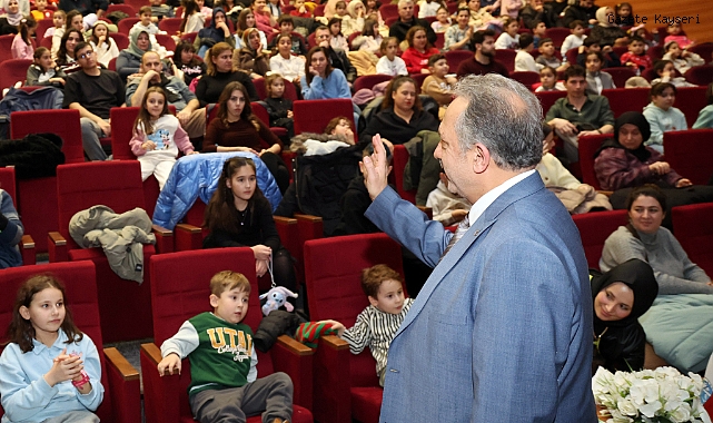 TALAS’TA KARNE SEVİNCİ TİYATROYLA TAÇLANDI