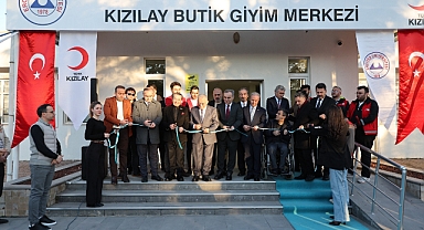 ERÜ’YE KIZILAY BUTİK GİYİM MERKEZİ AÇILDI