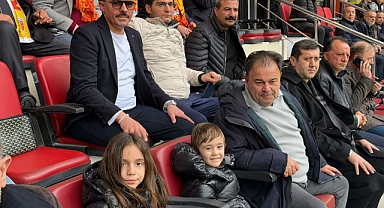 ZİYA EREN'DEN TAM DESTEK