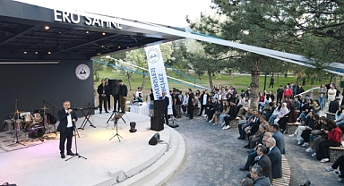 ERÜ SAHNE MUHTEŞEM KONSERLE AÇILDI