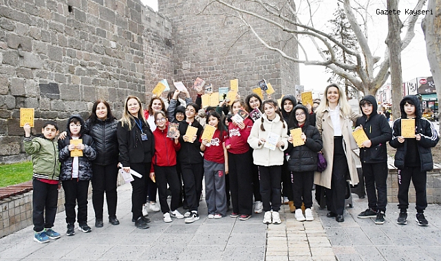 FEN BİLİM KOLEJİ’NDEN ‘KİTAP OKUMA’ ETKİNLİĞİ