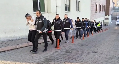 İLAÇ YOLSUZLUĞU DAVASINDA TUTUKLU KALMADI