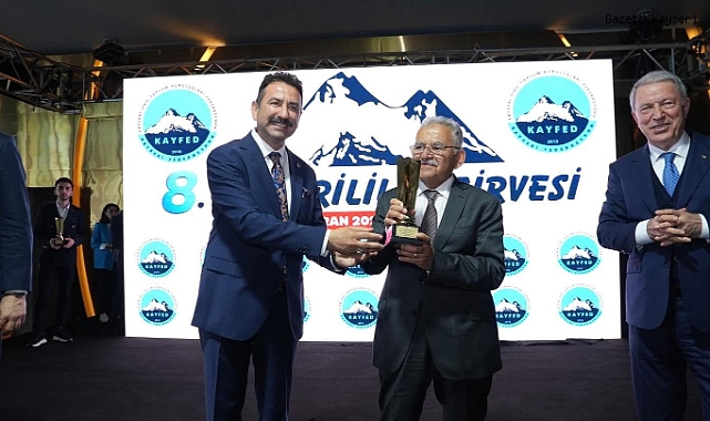 KAYSERİLİLER ZİRVESİ’NDE BÜYÜKKILIÇ’A ÖVGÜ